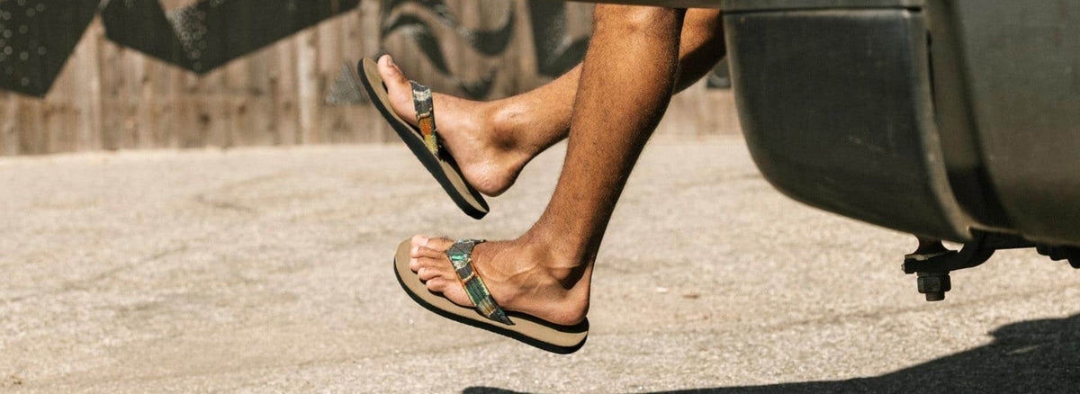 Men's Sandals & Slides