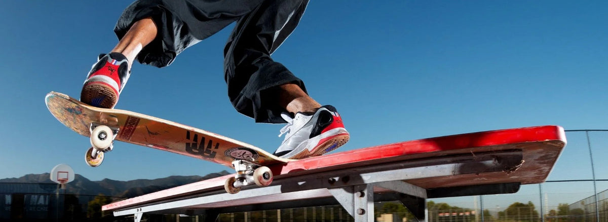 Skateboard Curb Wax