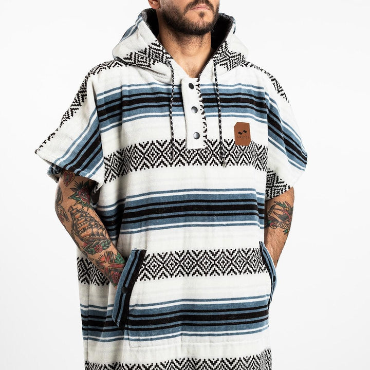 Slowtide Oso Changing Poncho | White