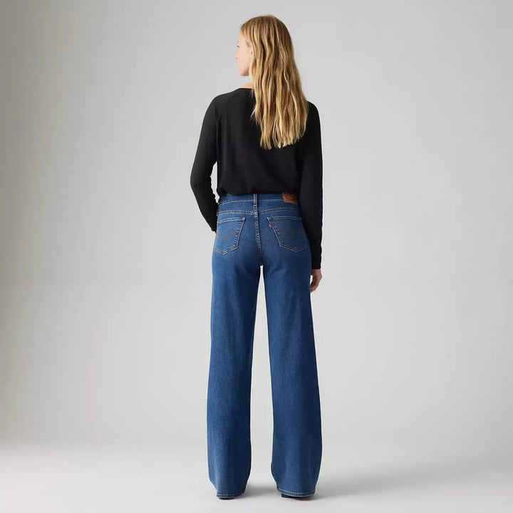Levis 318 Shaping Wide Leg (Womens) | Clever Girl