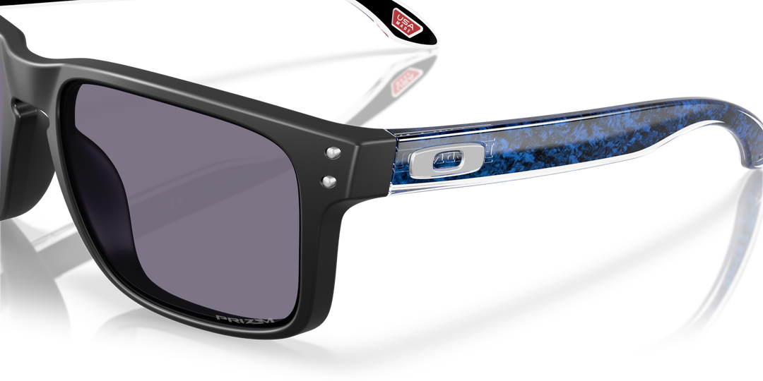 Oakley Holbrook Matte Black Blue Resin | Prizm Grey