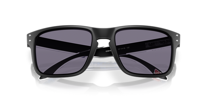 Oakley Holbrook Matte Black Blue Resin | Prizm Grey