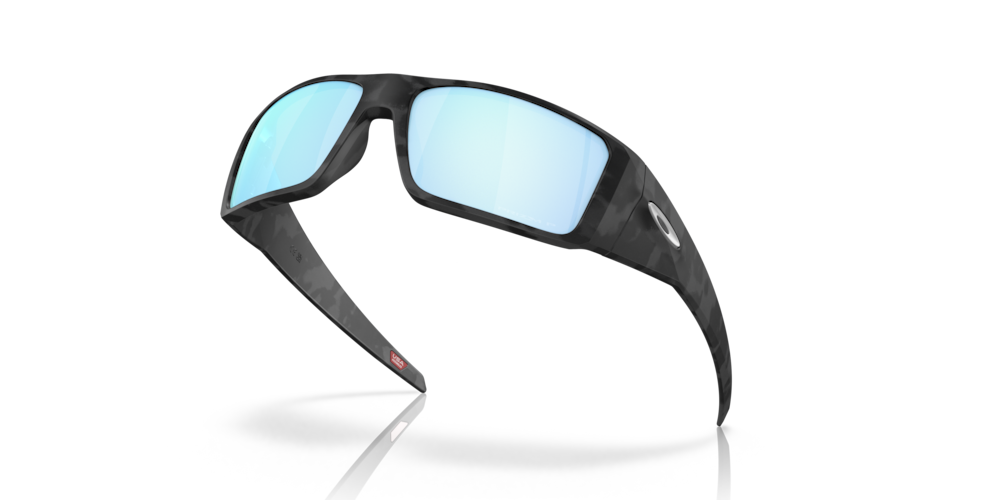 Oakley Heliostat Matte Black Camo | Prizm Deep Water Polarized