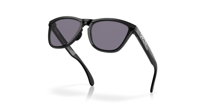Oakley Frogskins Range Matte Black/Black Ink | Prizm Grey