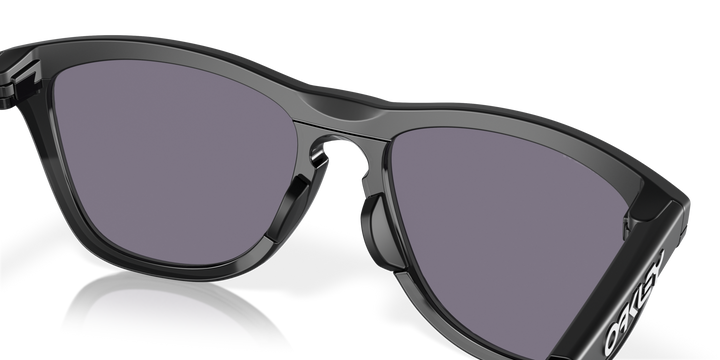Oakley Frogskins Range Matte Black/Black Ink | Prizm Grey