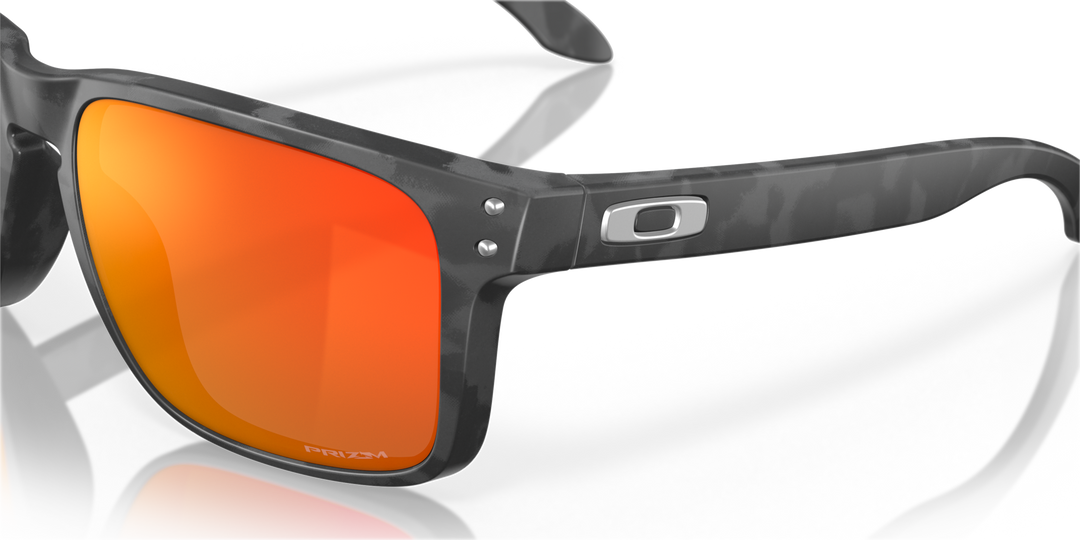 Oakley Holbrook XL Matte Black Camoflauge | Prizm Ruby