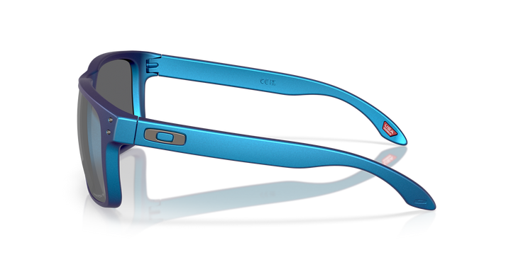 Oakley Holbrook XL Matte Cyan/Blue Colorshift | Prizm Black Polar