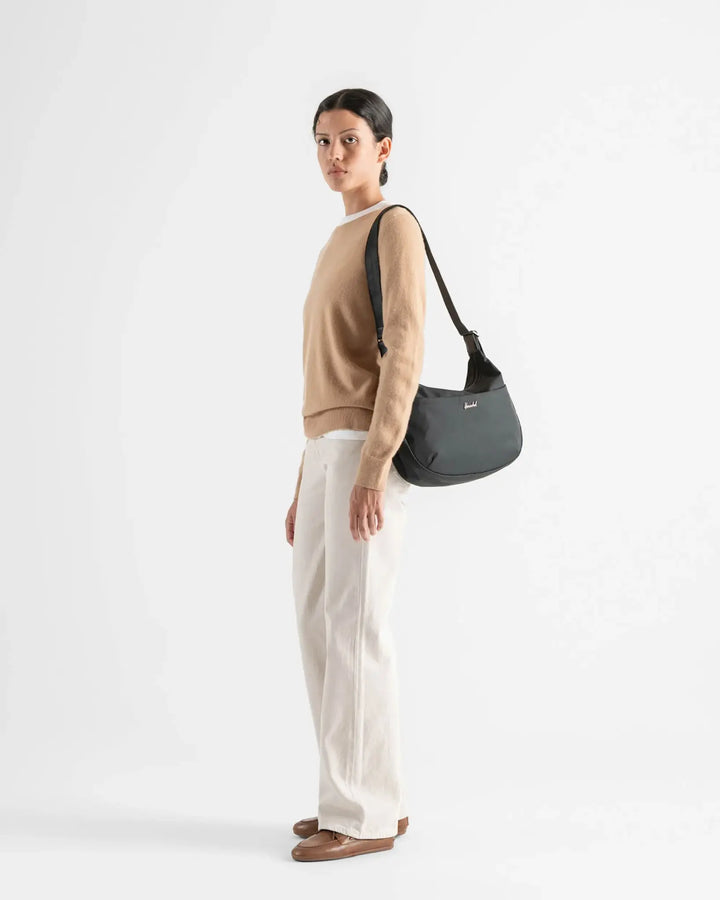 Herschel Yara Shoulder Bag (Womens) | Black