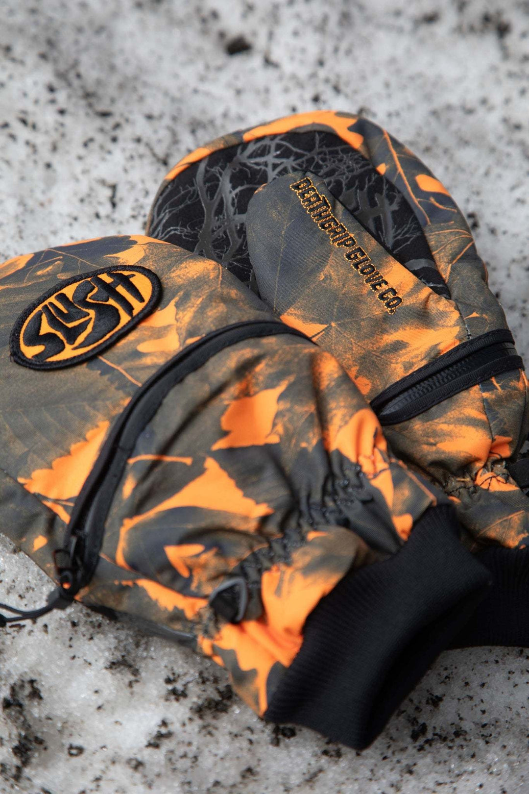 Deathgrip Ghoul Mitt 2026 | Slush