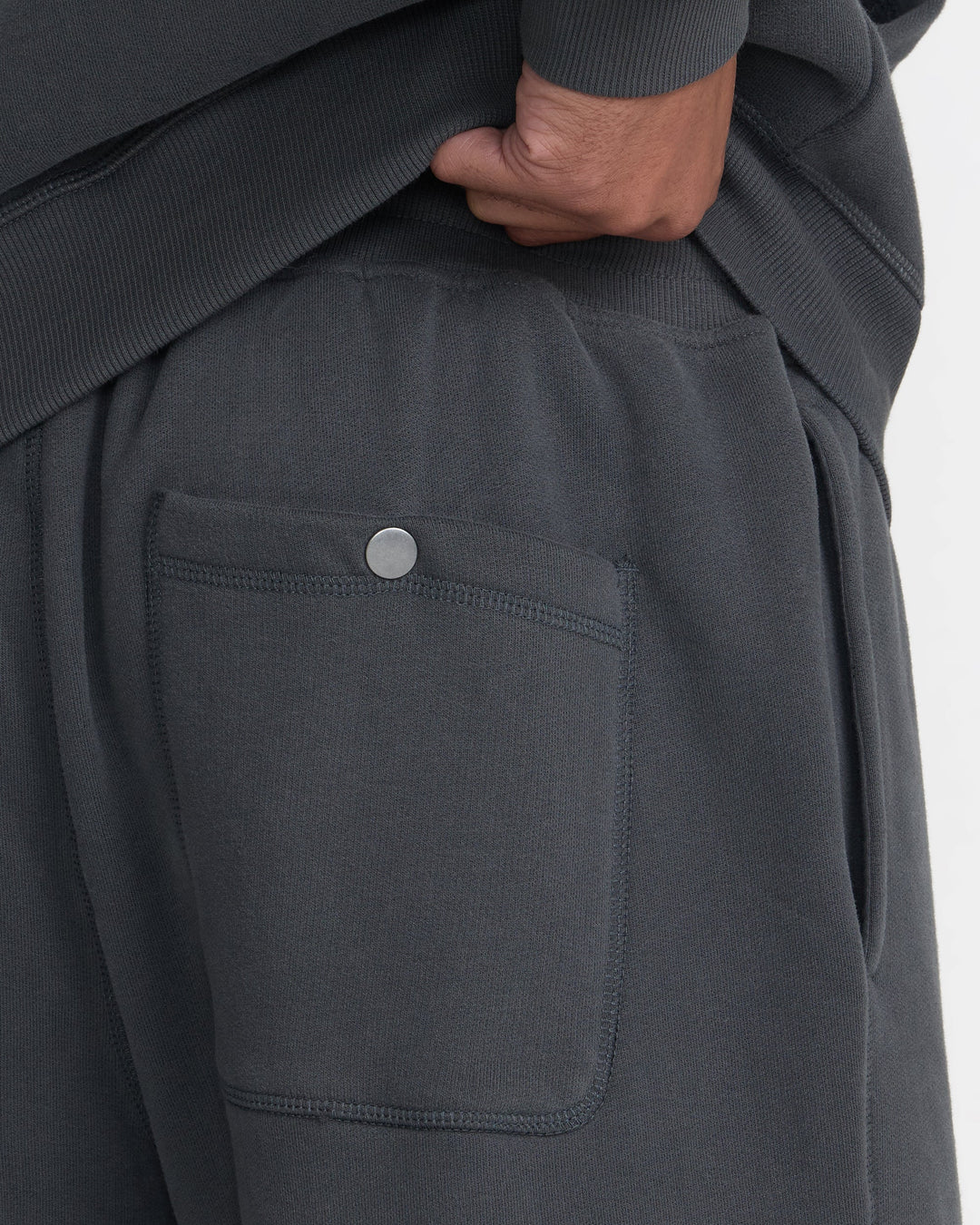 RVCA Men’s Essential Fleece Pant in Pirate Black, additional product detail