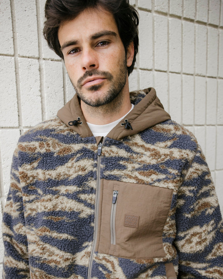 RVCA Men’s Del Mar Sherpa Zip in Tiger Camo, styled product view
