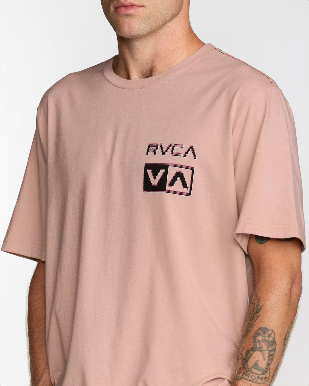 RVCA Glitch Short Sleeve Tee (Men&
