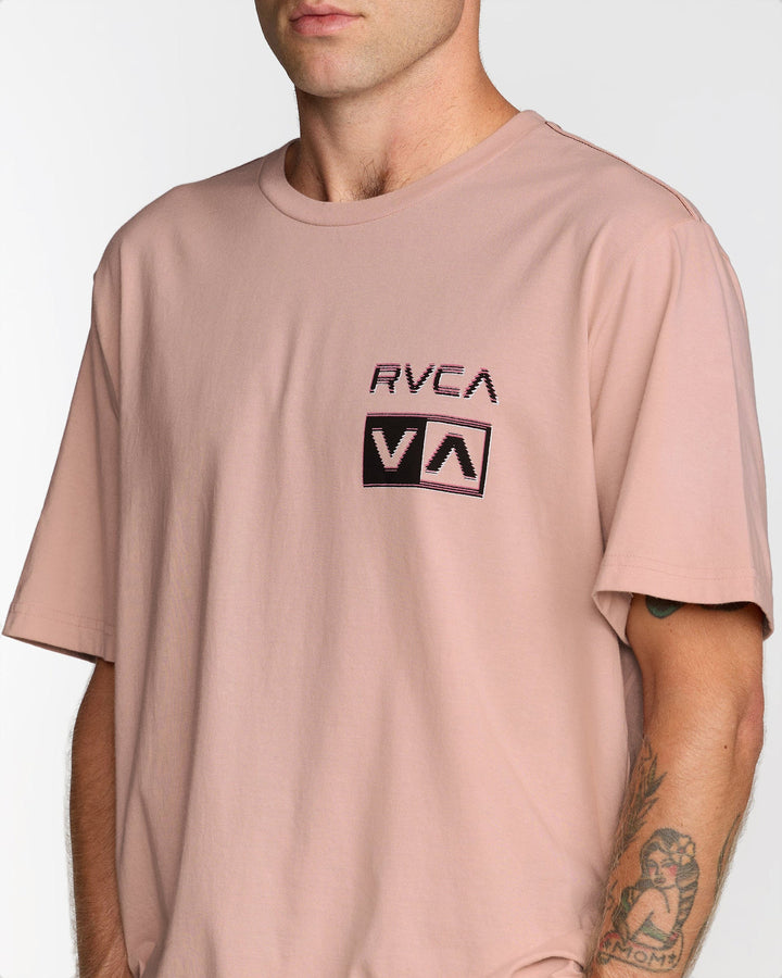 RVCA Glitch Short Sleeve Tee (Men&