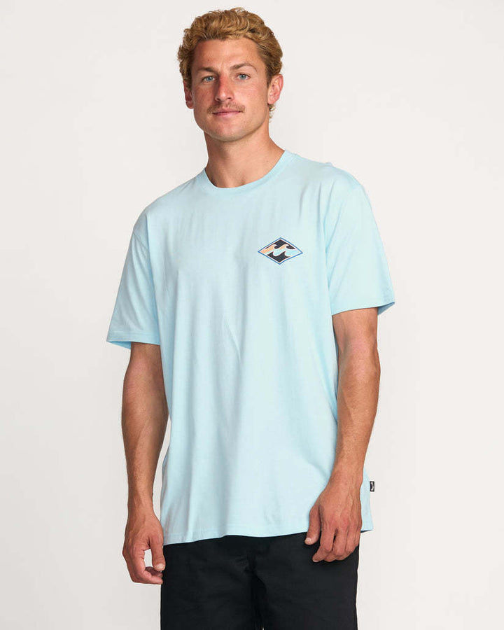 Billabong Crayon Wave Premium Short Sleeve Tee (Men&