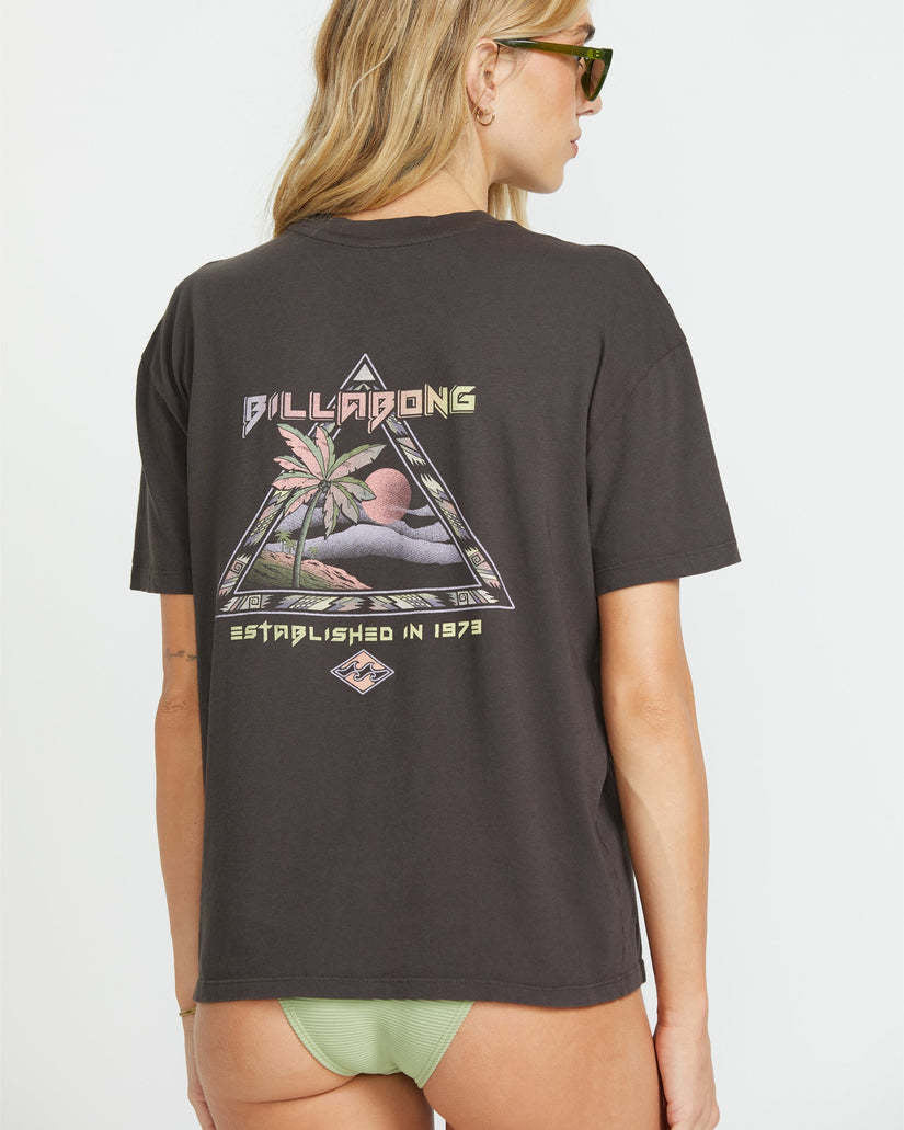 Billabong Retro Surfin Short Sleeve Tee (Women&