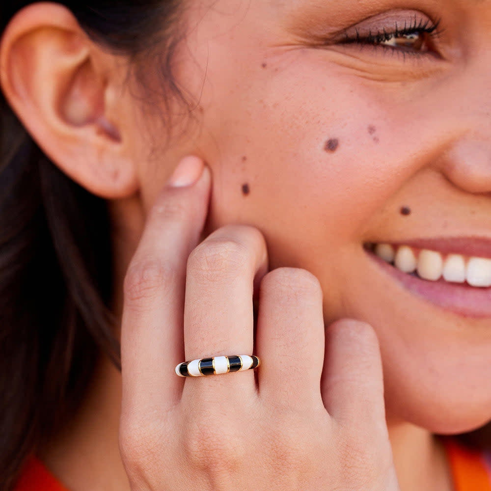 Pura Vida Striped Enamel Gold Ring | Black/White