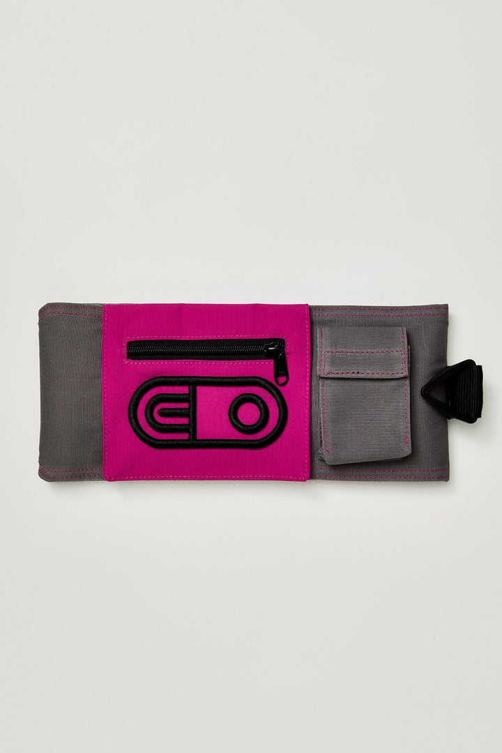 Airblaster Leg Bag 2026 (Unisex) | Shark/Magenta
