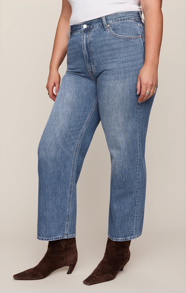 Z Supply Women’s The Off Duty Bowed Ankle Denim in Breakpoint, detail view