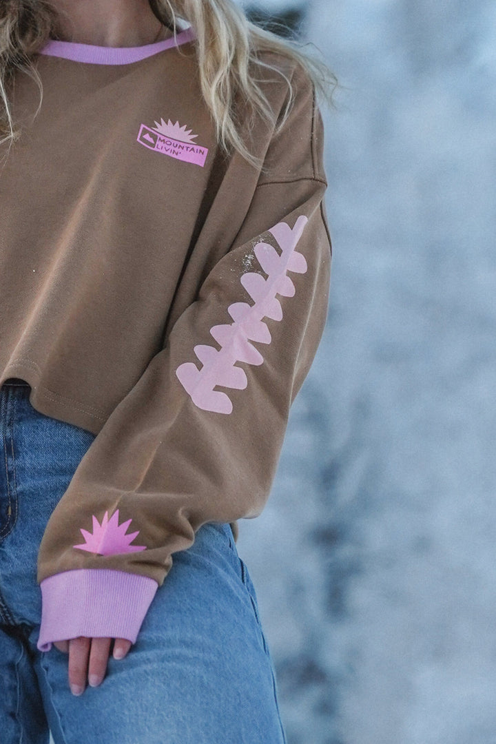 Notice The Reckless Womens Cropped Ls