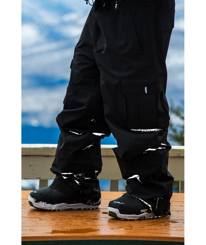 Thirty Two Blahzay Cargo | Black