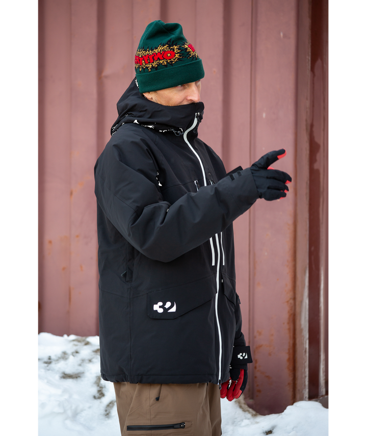 Thirty Two Lashed Insulated Jacket | Black