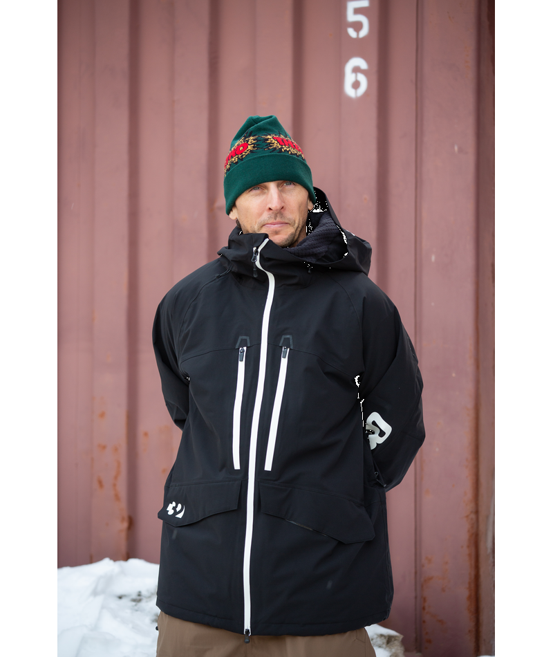 Thirty Two Lashed Insulated Jacket | Black