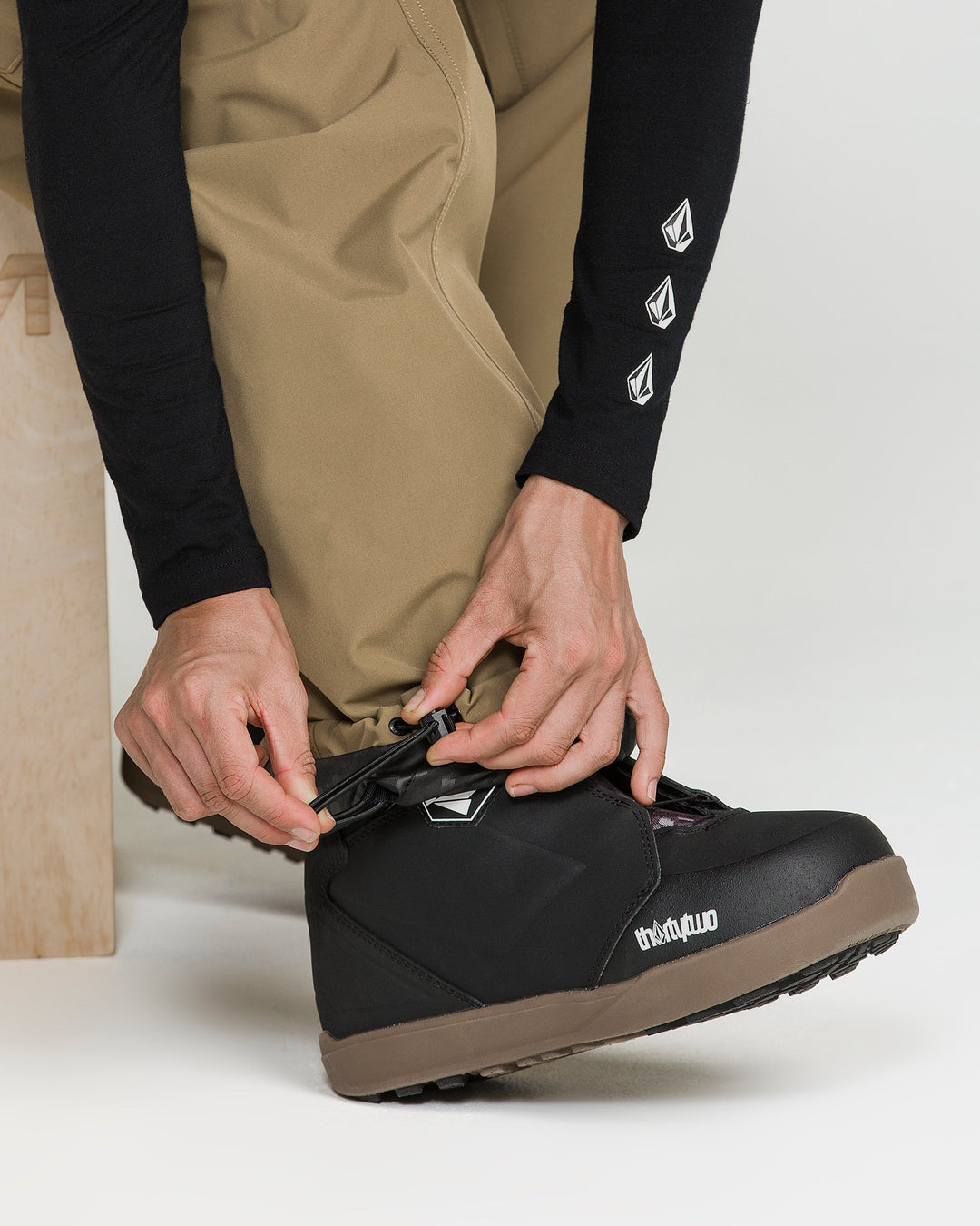 Volcom Womens Liftline 20K Pant - Teak - official gallery image 10 