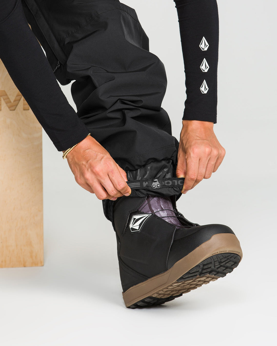 Volcom Womens Yourfav Baggy Gore Pant - Black - official gallery image 5 