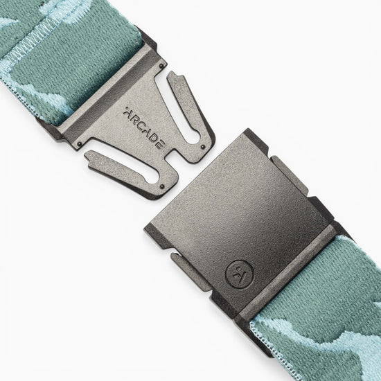 Arcade High Fives Duck Camo Unisex Belt | Cove