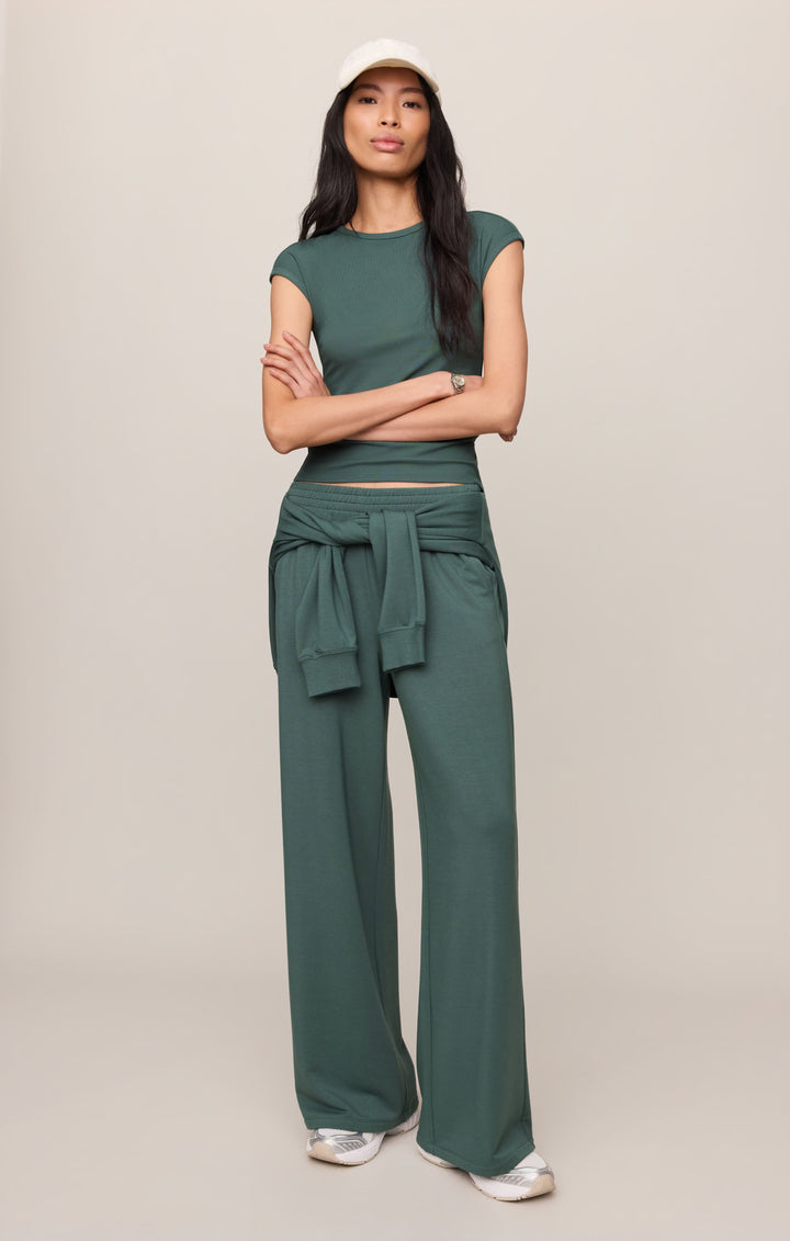 Z Supply Women’s In Transit Modal Pant in Emerald Cove, detail view