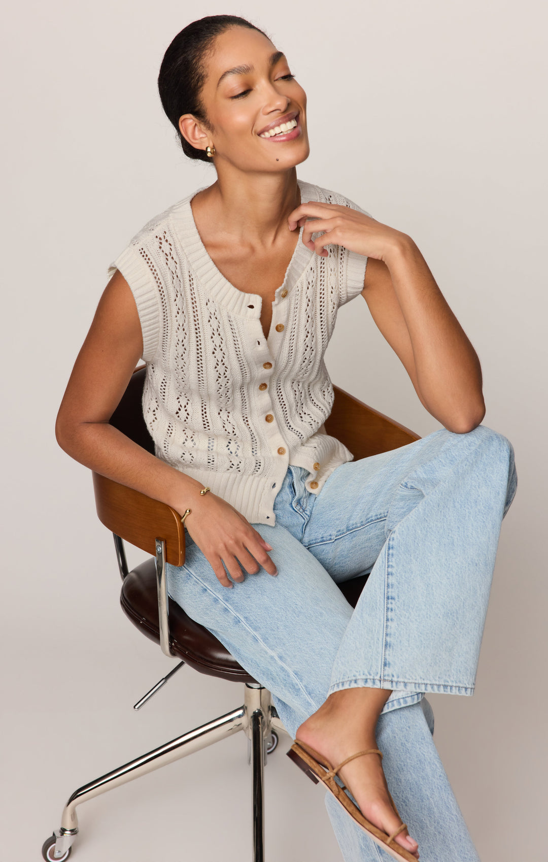 Z Supply Women’s Cabot Sweater Vest in Sandstone, detail view