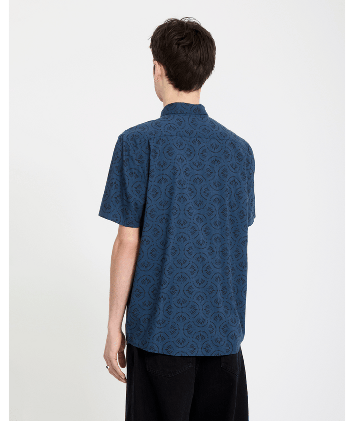 Volcom Scaler Stone Woven Short Sleeve (Men&