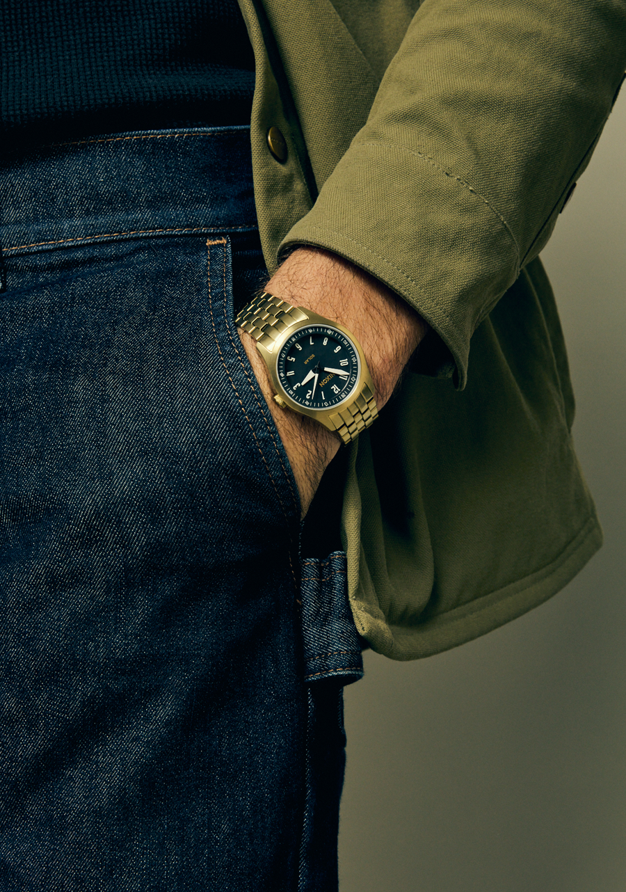 Nixon Echo 38 | Gold/Black
