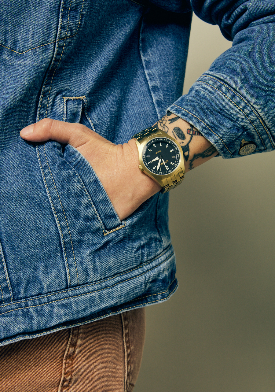 Nixon Echo 38 | Gold/Black