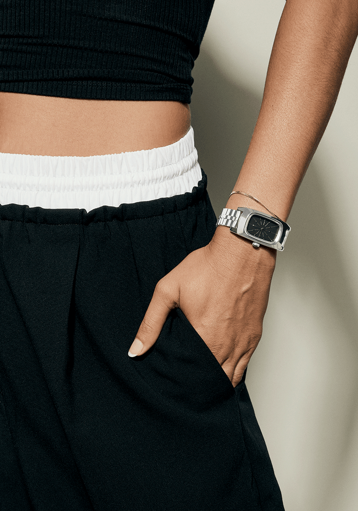 Nixon Frankie | Mid Century/Silver/Black