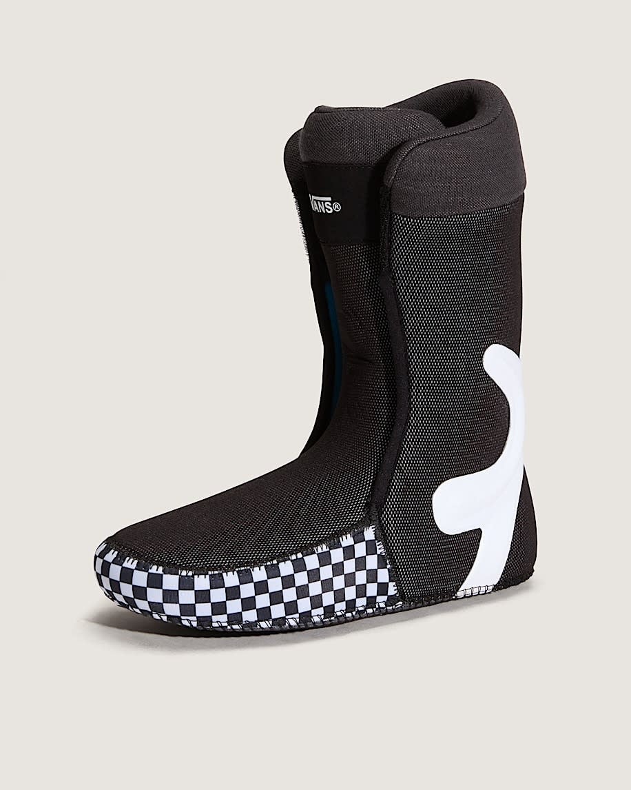 Vans Aura Pro (Mens) 2026 | Black/White