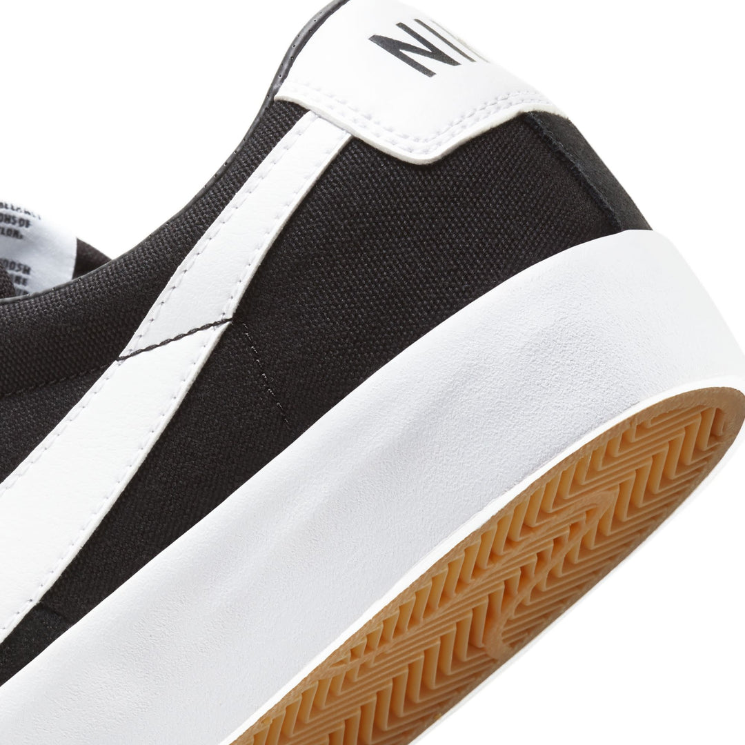 Nike SB Zoom Blazer Low Pro GT Unisex Shoes | Black/White-Black