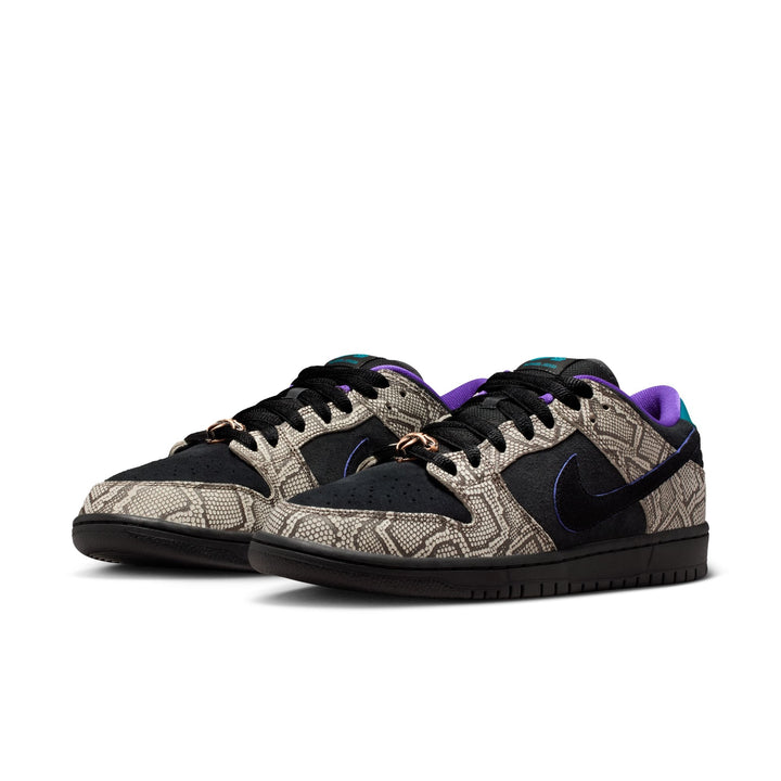 Nike SB Dunk Low Pro Unisex Shoes | Str/Blk/-Purple