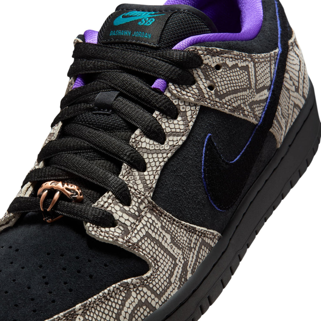 Nike SB Dunk Low Pro Unisex Shoes | Str/Blk/-Purple