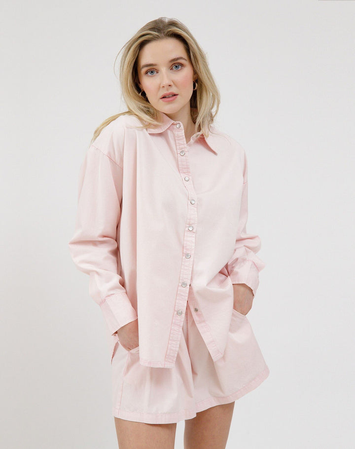 Brunette Chambray Button Up &amp; Pearl Snaps | Pink