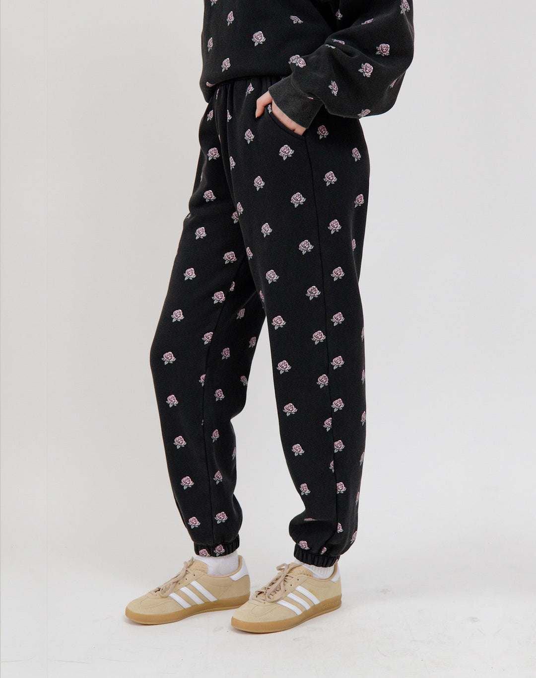 Brunette All Over Flower Oversized Jogger | Pink