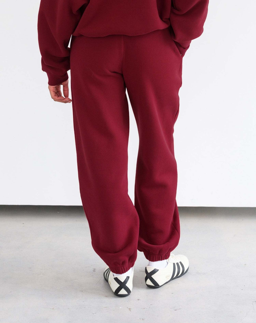 Brunette Uplift Oversized Jogger | Cognac/White