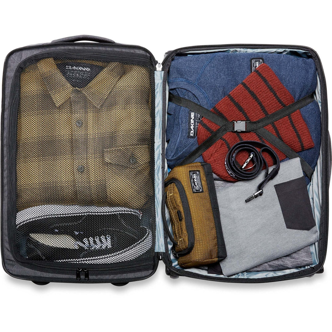 Dakine Carry On Roller Bag 42L | Mulled Basil