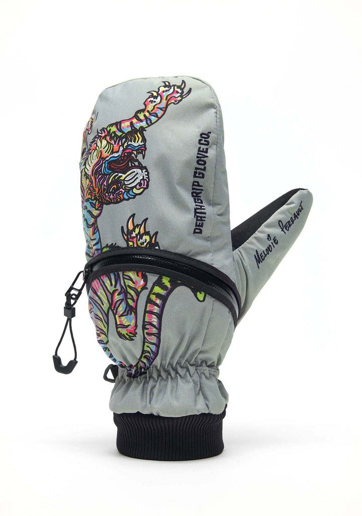 Deathgrip Ghoul Mitt 2026 | Melodie Perault