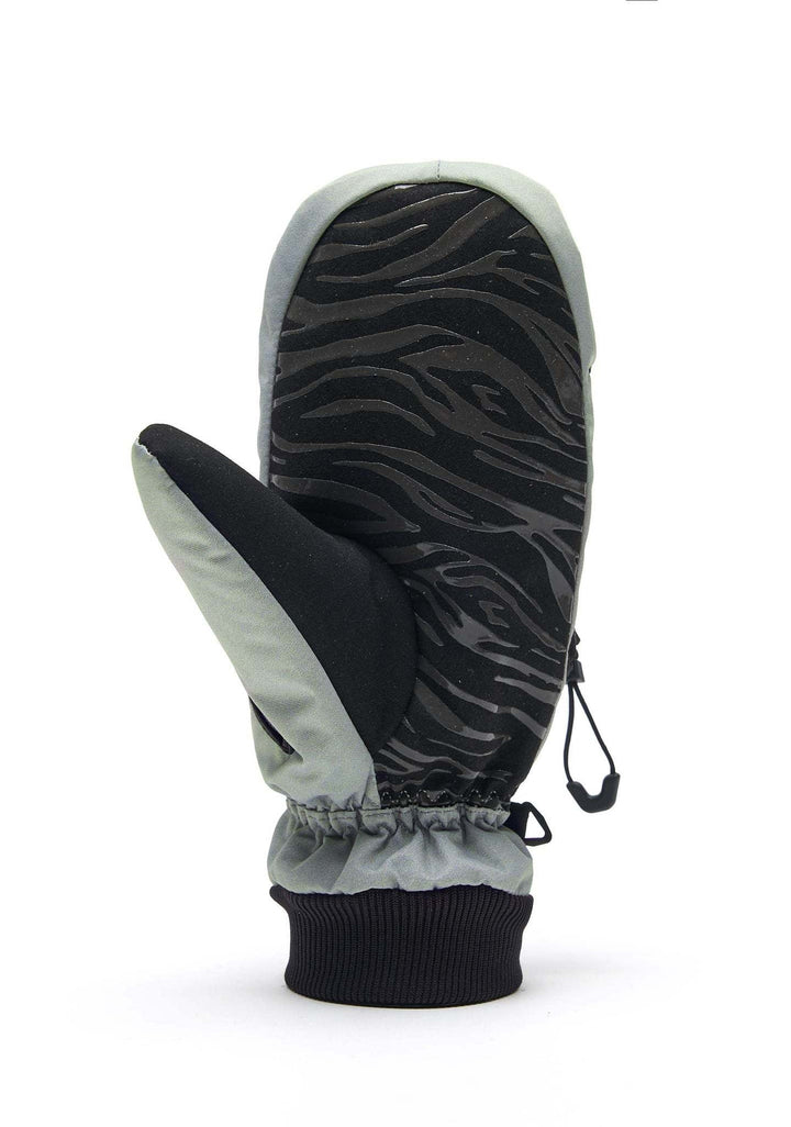 Deathgrip Ghoul Mitt 2026 | Melodie Perault