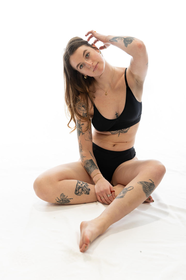 Devon + Lang Bria Bralette (Womens) | Obsidian