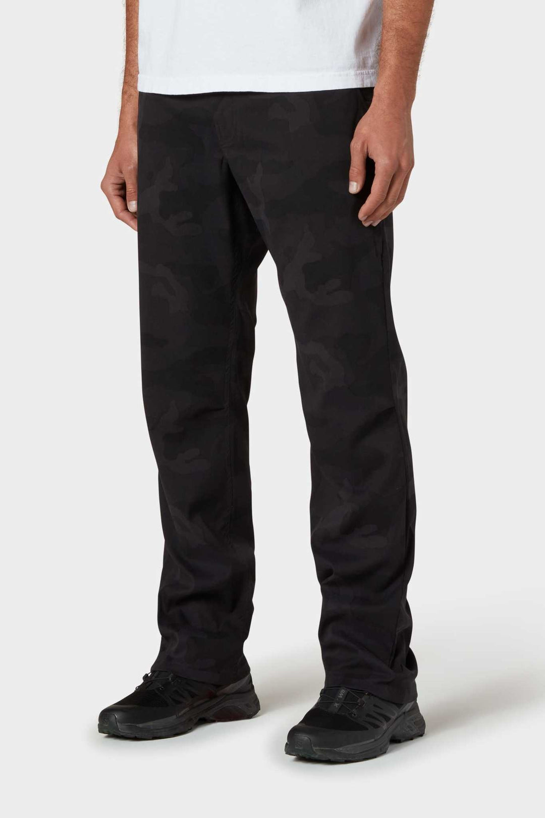686 Everywhere Pant - Relaxed (Mens) | Black Camo