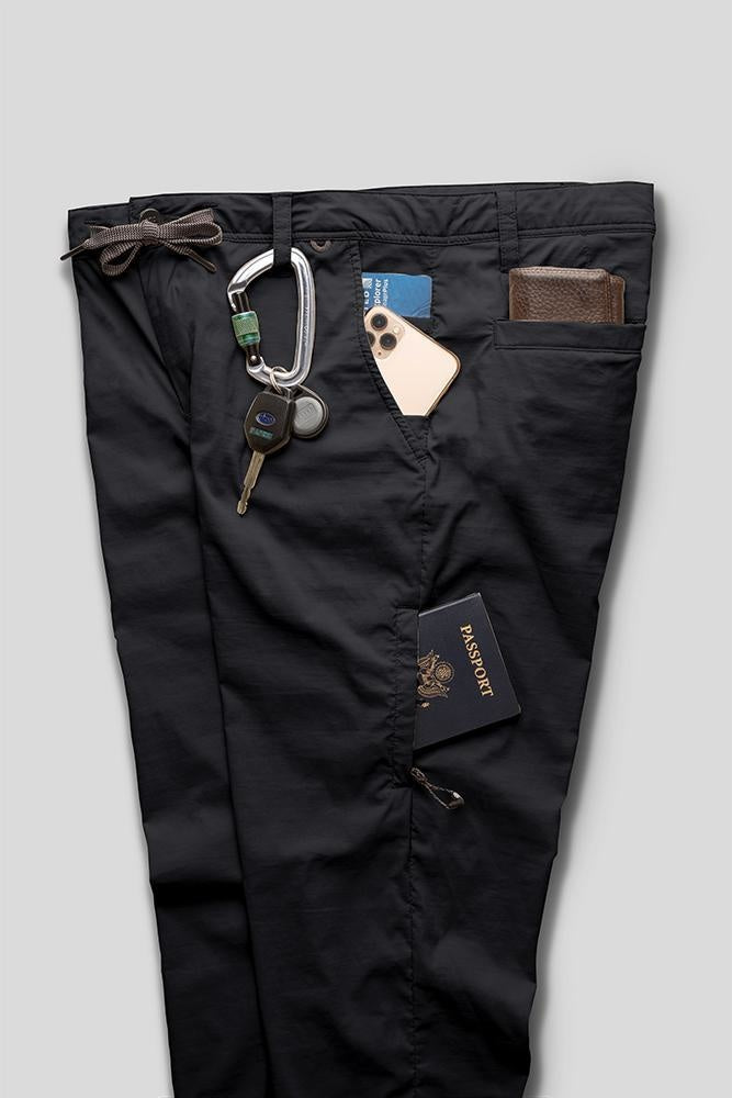 686 Everywhere Featherlight Chino Pant | Black