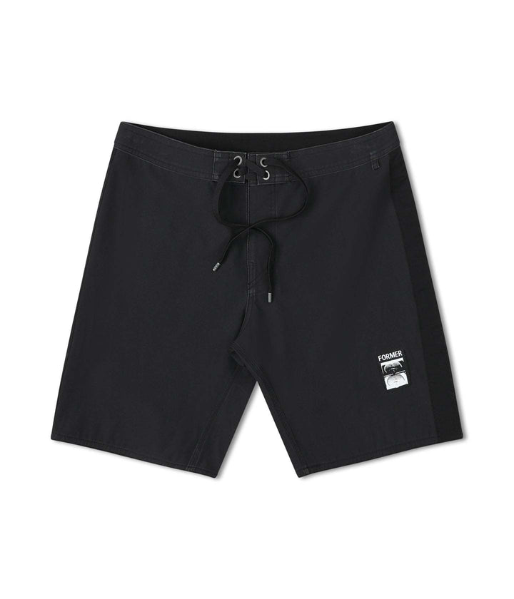 Former System 19In Trunk (Mens) | Black