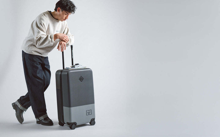 Herschel Heritage Hardshell Medium Luggage | Blocked Grey